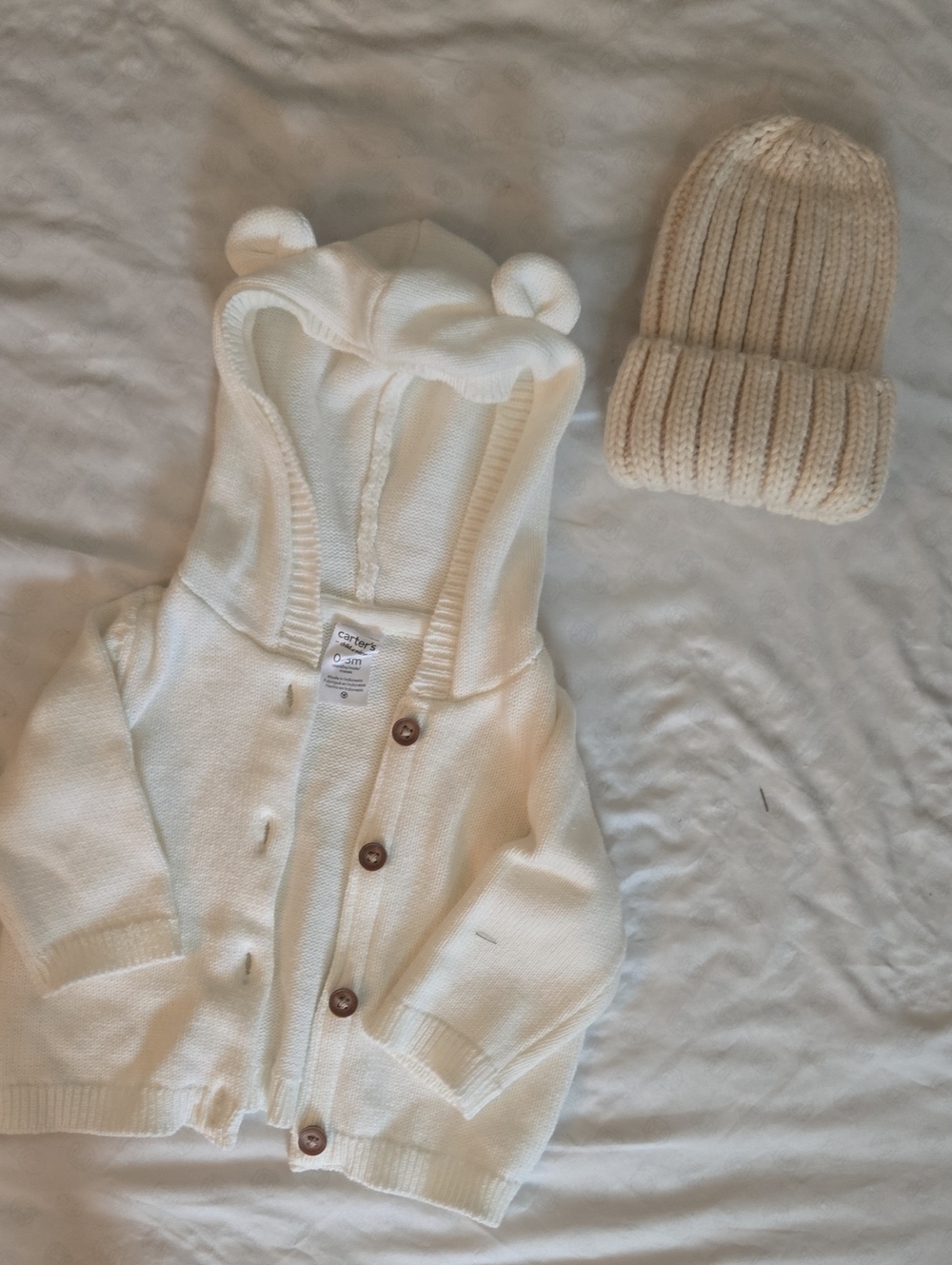 Cozy Neutral Baby Bundle 0-3 Months